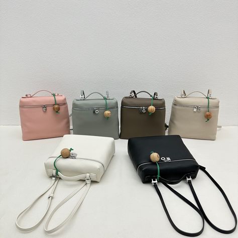 Order what’s app ‪86-13105769375 #doha#arabic#arabian #gcc#souq#gulf#trendy#ootd #party#middleeast#fashion #ramadan#eid#2023 Loro Piana Backpack, Ootd Party, Dream Bag, Loro Piana, Doha, Purse Wallet, Ramadan, Wallets, Ootd