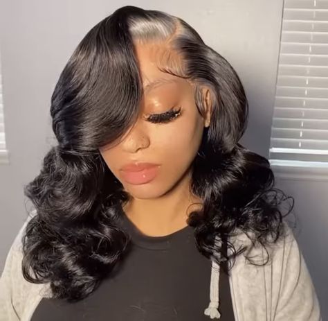 Side Part Curls Short, Side Part Bob With Curls, Short Side Part With Curls, Side Part Bob Weave Curls, Curly Side Part Bob, Side Part Curly Bob, Short Wig Hairstyles, Wig Photoshoot, Side Part With Curls