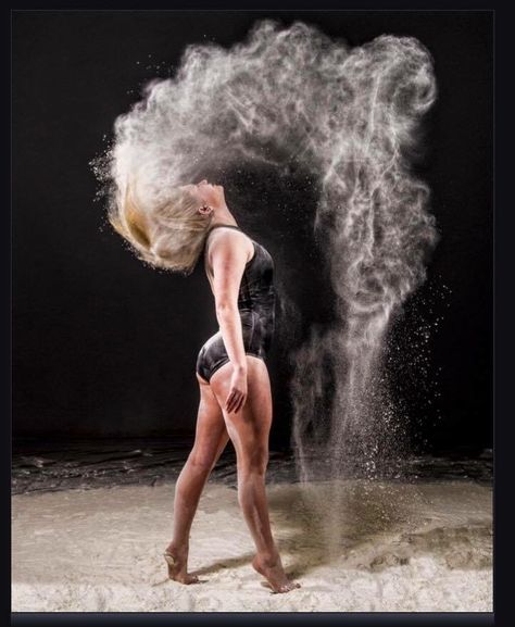 Flour Photography Photo Shoots, Powder Shoot Photography, Powder Photography Ideas, Powder Photoshoot, Powder Photography, Holi Powder, Dance Photo Shoot, Female Artwork, Dance Photography Poses