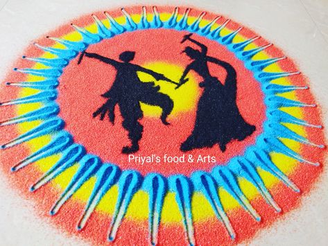 Dandiya Rangoli, Navratri Rangoli Design, Navratri Rangoli, Design Rangoli, Peacock Rangoli, Ganesh Art Paintings, Festival Rangoli, Special Rangoli, Diwali Craft