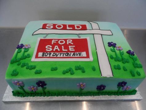 Sold property real estate cake | Gala Bakery - San Lorenzo, CA | www.galabakery.com Housewarming Cake, Real Estate Gifts, Wet Felting Projects, House Cake, 70th Birthday Parties, Cake Decorating Designs, Occasion Cakes, Sheet Cake, Cake Decorating Techniques