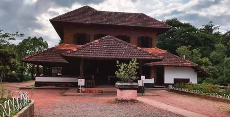 Traditional Kerala house in 'The Little World Museum of Man' in  Inuyama, Japan Traditional Kerala House, Kerala Village, Village Japan, Kerala Architecture, Model Village, Kerala House, Kerala Houses, Traditional Building, Native Style