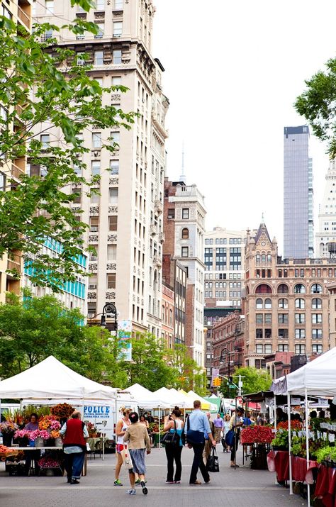 For our last farmers' market profile of the week, we headed to the Big Apple. We sent photographer Rebecca Baust to Union Square Greenmarket in New York City, one of the nation's largest farmers' markets. Here's what made her hungry: Christophe Jacrot, Voyage New York, Nyc Life, The Everygirl, Funny Holiday, Union Square, Nyc Trip, City That Never Sleeps, Dream City