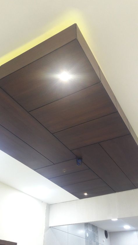 Wooden Celling Design Living Room, Fall Ceiling Wooden Designs, Wooden Work In Ceiling, Pop False Ceiling Design For Porch, False Ceiling With Wooden Work, Wood False Ceiling Living Rooms, False Ceiling Wooden Designs, Wooden False Ceiling Design Living Rooms, Wooden False Ceiling Design For Bedroom