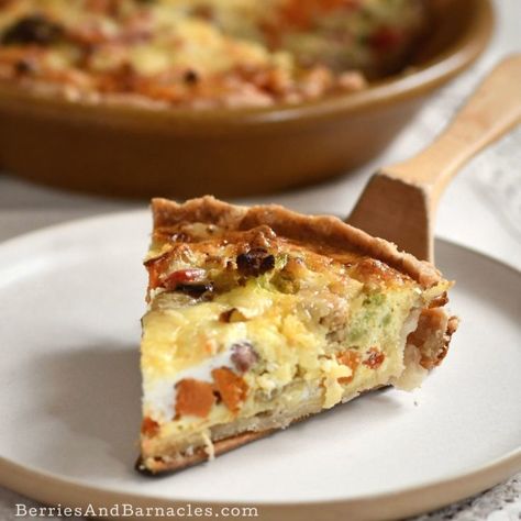 Vegetable Quiche Recipes, Spinach Tart, Easy Roasted Vegetables, Vegetable Quiche, Quiche Recipes Easy, Picnic Hamper, Roasted Vegetable, Hearty Meal, Perfect Picnic