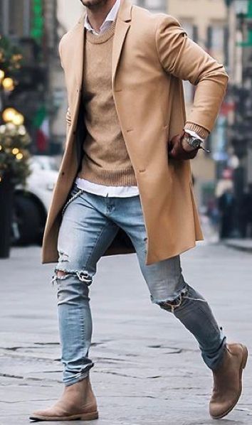 Autumn Outfits For Men, European Fashion Winter, Mens Fashion Coat, Mens Business Casual Outfits, Cream Coat, Mens Casual Outfits Summer, Smart Casual Men, Stylish Men Casual, Mens Casual Dress Outfits