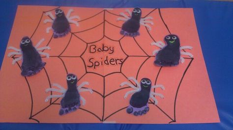 Spider Infant Craft, Infant Spider Craft, Spider Infant Art, Spider Footprint Art, Spider Handprint Craft, October Preschool Themes, Fun Art Ideas, October Preschool, Pumpkins Preschool