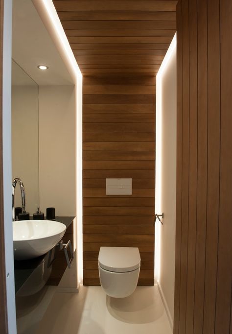 Small Bathroom Modern, Modern Tile Designs, Powder Room Lighting, Wc Design, Modern Luxury Bathroom, Bathroom Design Layout, Escalier Design, Restroom Design, Washroom Design