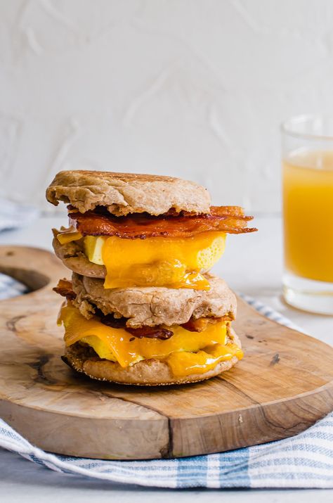 These simple make ahead freezer breakfast sandwiches rival their fast food equivalent any day, making a wholesome, delicious breakfast possible even on the busiest mornings. Make ahead and freeze to have on hand anytime. #breakfastsandwiches #easybreakfast #eggs #bacon #breakfast #freezermeal #freezercooking #freezermeals Make Ahead Breakfast Sandwiches, Frozen Breakfast Sandwiches, Egg Breakfast Recipes Easy, Breakfast Sandwiches Frozen, Thriving Home, Freezable Meals, Make Ahead Breakfast Sandwich, Freezer Breakfast Sandwiches, Healthy Freezer Meals