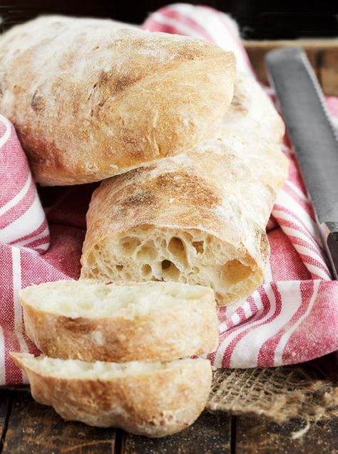 Bread Recipe No Yeast, Homemade Ciabatta, Homemade Ciabatta Bread, Ciabatta Bread Recipe, French Bread Recipe, Artisan Bread Recipes, Ciabatta Bread, Best Bread Recipe, Bread Bun