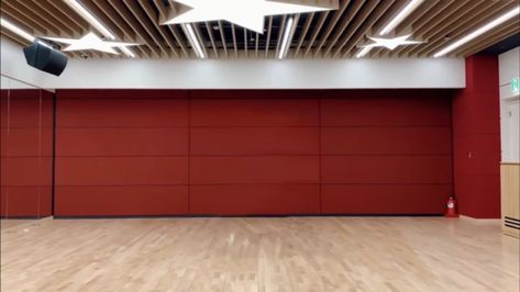 Jyp Dance Practice Room Background, Jyp Entertainment Dance Studio, Chan's Room Background, Dance Practice Room, Zoom Wallpaper, Background Zoom, Practice Room, Kpop Room, Kpop Backgrounds