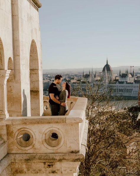 Talia és Christian 🫶 🇺🇲 Engagement photoshoot in Budapest 🇭🇺 Eljegyzési fotózás Budapesten #budapestweddingphotographer #budapestphotography #budapestwedding #engagementphotos #eljegyzésifotózás #eljegyzesifotozas #jegyesfotózás #jegyesfotozas #eskuvoifoto #esküvőifotózás Edited Photos, Ideas For, So Nice, Samara, Paros, Great Ideas, Budapest, Vienna, Ankara