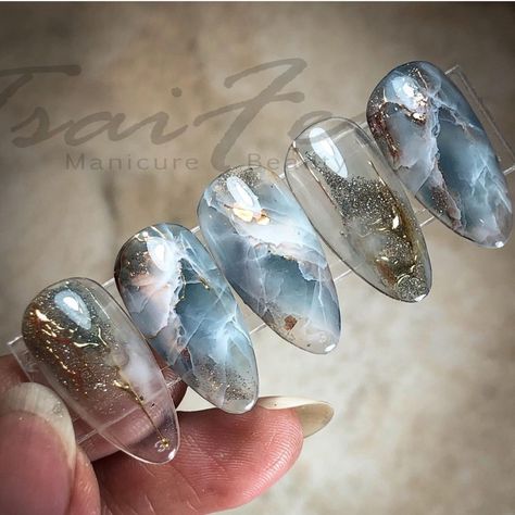 Mramor Nail, Marble Nail Designs, Marble Nail, Asian Nails, Beauty Nails Design, Marble Nail Art, Nail Polish Art, Gem Nails, Gel Nail Designs