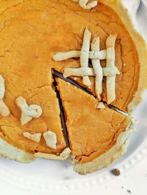 Single Serve Protein Pumpkin Pie - Easy Dessert for One | Hayl's Kitchen Pumpkin Pie For One, Easy Dessert For One, Protein Pie, Protein Pumpkin Pie, Dessert For One, Low Calorie Recipe, Healthy Pumpkin Pie, Low Carb Low Calorie, Unflavored Protein Powder