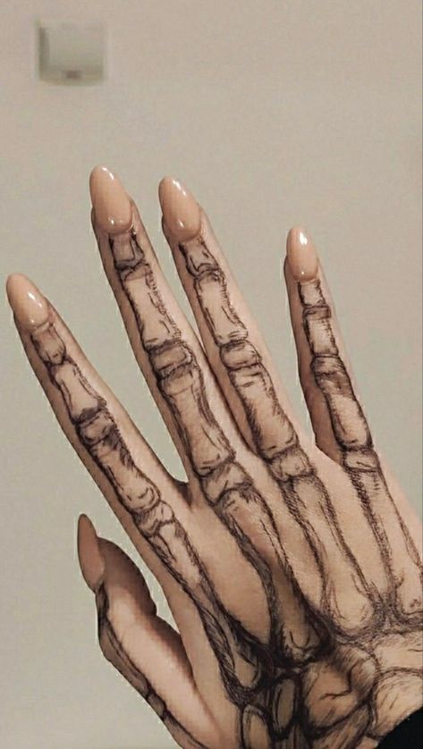 Skeleton Drawn On Hand, Drawing Skeleton Hand, Drawing Skeleton, Skeleton Hand Tattoos, Skeleton Hands Drawing, Swag Tattoo, Skeleton Drawings, Skeleton Hand Tattoo, Hand Doodles