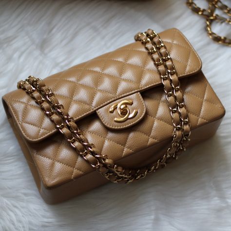 Beige Chanel Bag, Lux Closet, Amazon Account, Designer Purses And Handbags, Jewellery Board, Dream Bag, Luxury Bags Collection, Bag Obsession, Hermes Handbags