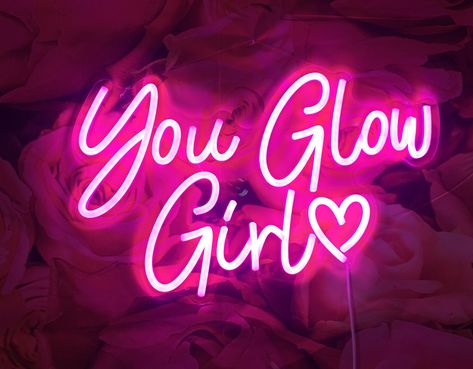 Neon Signs Quotes Sassy, Pink Words Aesthetic, Japandi Boho, Hospital Signage, Hacks For Women, Happy Juice, Cool Neon Signs, Eating Less, Bored Jar