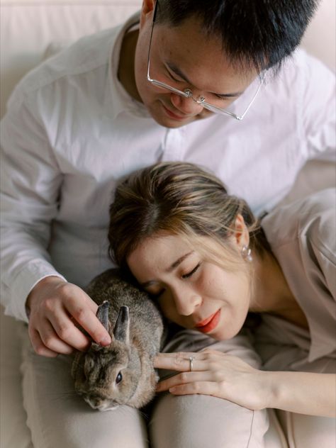 Clara and Kris had their pre-wedding shoot at home with their pet bunny joining in on the fun! | This Couple’s Pet Rabbit Brought Cuteness to All Their Pre-wedding Photos Pre Wedding At Home, Bride And Breakfast, Pre Wedding Shoot, Pet Bunny, Pet Rabbit, Pre Wedding Photos, Couple Portraits, Home Wedding, Wedding Shoot