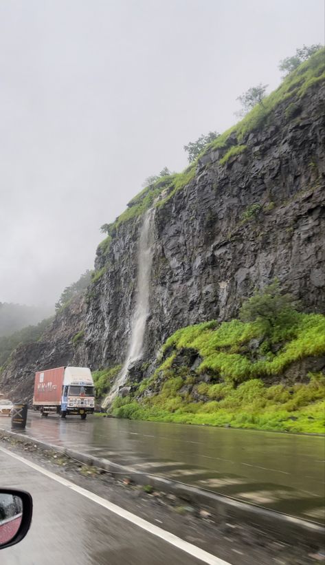 Lonavala Snap Rain, Lonavala Snap, Lonavala Photography, Road Snap, Fake Aesthetic, Old Couple In Love, Money Images Cash Indian, Pune City, Tea Wallpaper