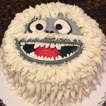 Bumble The Abominable Snowman, Brownie Cake Pops, Dq Cake, Hamburger Cupcakes, Message Cookies, Baking Therapy, Winter Cakes, Snowman Cake, Christmas Cake Designs