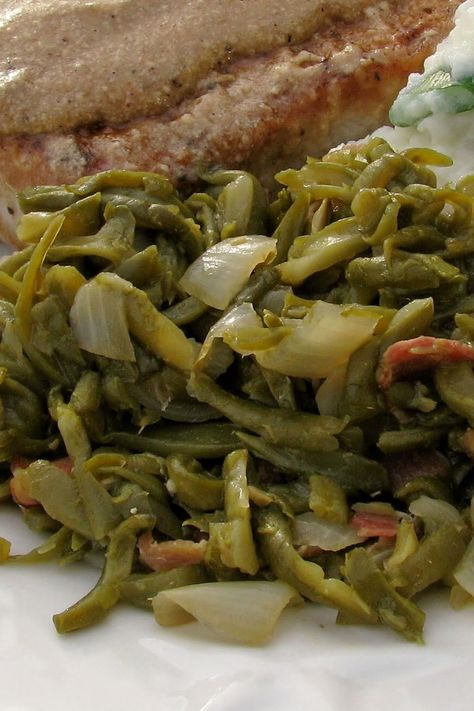 French Style Green Beans With Bacon, Green Bean Casserole With Frozen French Style Green Beans, Canned French Style Green Bean Recipes, Green Beans With Bacon And Onion, Canned French Green Bean Recipes, French Style Green Beans Recipe Canned, French Cut Green Bean Recipes, French Style Green Beans Recipe, Cut Green Bean Recipes