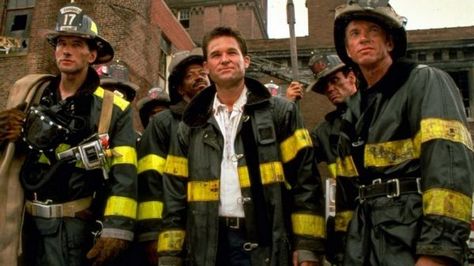 11 Memorable Firefighters in Movies - Neatorama Firemen Humor, Backdraft Movie, Firefighter Memes, Fdny Firefighters, Ems Humor, 90s Films, Firefighter Training, Firefighter Humor, Firefighter Paramedic