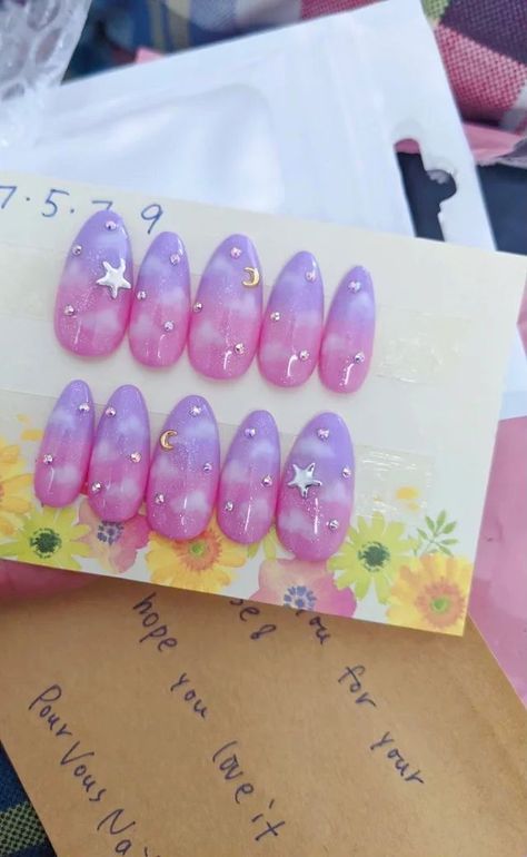 Sailor Moon Aesthetic Nails, Press On Nails Kawaii, Sailor Moon Nails Design, Sailor Moon Inspired Nails, Uñas Sailor Moon, Sailor Moon Nail Art, Bratz Nails, Sailor Moon Nails, Sailor Moon Inspired