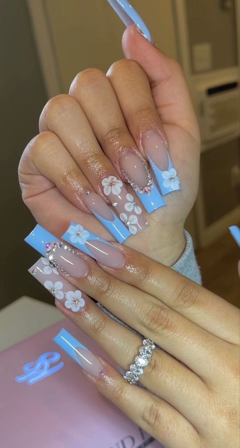 Blue Girly Nails, Light Blue Quince Nails Short, Light Blue Acrylic Nails Design Short, Light Blue Nails For Quinceanera, Latina Nail Designs Blue, Xv Nails Blue, Latina Acrylic Nails Blue, Light Blue Nails With Charms, Blue Latina Nails