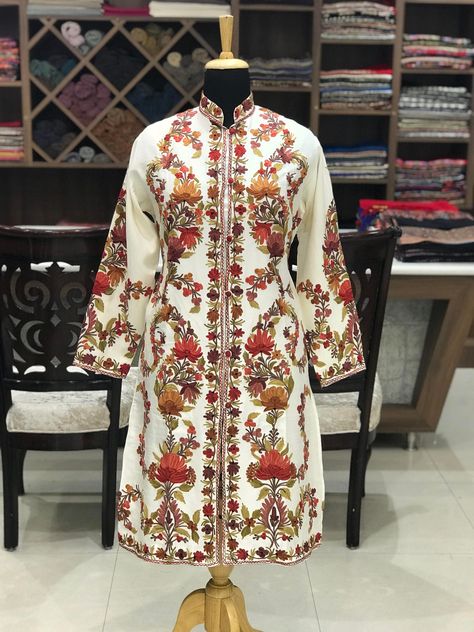 Indian Jackets, Embroidery Coat, Embroidered Coat, Aari Embroidery, Silk Jacket, Jacket Long, Long Jacket, Embroidered Jacket, White Embroidery