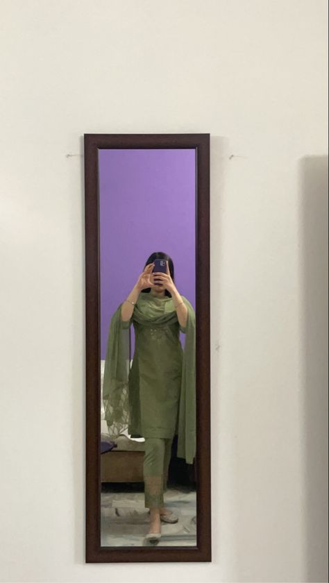 Mirror Selfie In Suit, Suit Mirror Selfie, Girl Asthetics, Simple Indian Suits, Bitmoji Ideas, Eid Looks, Blur Photography, Best Snapchat, Girl Dpz