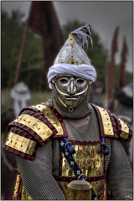 The English Heritage Festival of History at Kelmarsh Hall, 16th July 2011. Helmet Armor, Historical Warriors, Armor Clothing, Ancient Armor, Ancient Warfare, Historical Armor, English Heritage, Knight Armor, Arm Armor