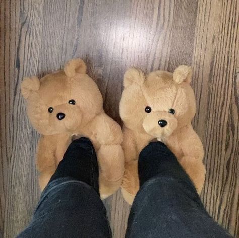 Aesthetic Slippers, Teddy Bear Aesthetic, Lily Calloway, Bear Aesthetic, Fluffy Teddy Bear, Slippers Fluffy, Slippers Cute, Fluffy Shoes, Bear Slippers