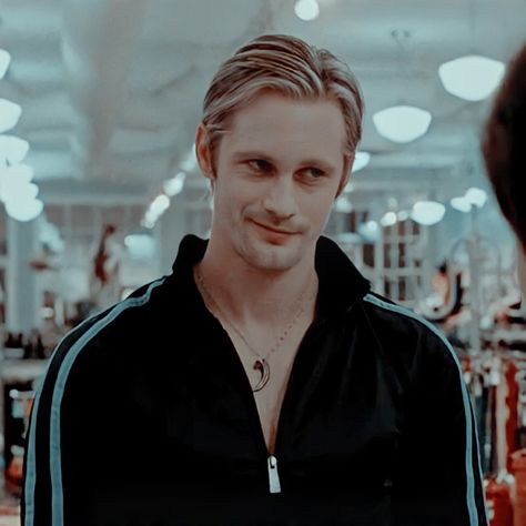 Eric Northman Aesthetic, Eric True Blood, True Blood Eric, Eric Northman True Blood, Vampire Stuff, Moon Eyes, Independent Movies, Eric Northman, Alexander Skarsgård