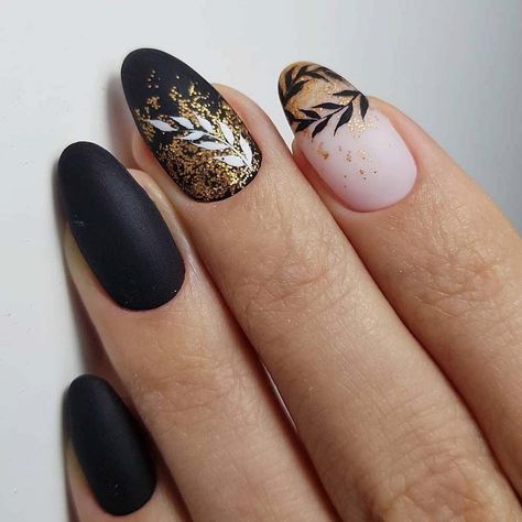 Gold Nail Designs, Square Nail Designs, Short Square Nails, Black Nail Designs, Spring Nail Art, Gel Nail Designs, Short Acrylic Nails, Matte Nails, Nail Polishes