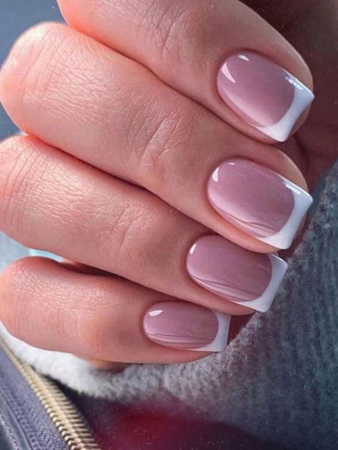 17 Chic French Tip Nail Ideas for Natural Nails Short Fake Nails, Nail Type, Nagel Tips, Fake Nails With Glue, Nail Forms, Stick On Nails, False Nail, Nails Short, French Tip Nails