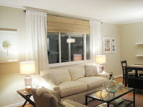 Sheer curtains over wood blinds, simple and goes with my theme for the house Picture Window Treatments, Picture Window Curtains, Living Room Blinds, Bedroom Blinds, Window Treatments Living Room, Picture Window, House Blinds, Bamboo Blinds, Bamboo Shades