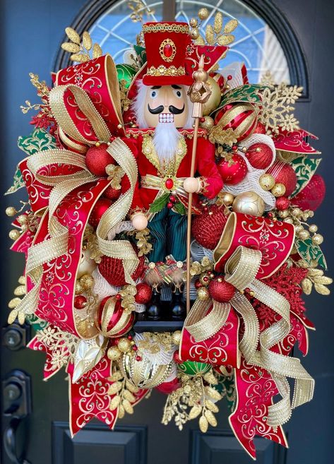 Deluxe Christmas Wreath / Large Nutcracker Wreath / Mantle Christmas Decor/red and Gold Traditional Christmas/elegant Christmas Wreath - Etsy Christmas Decor Red And Gold, Nutcracker Wreaths, Nutcracker Centerpiece, Mantle Christmas Decor, Deco Exchange, Large Nutcracker, Wreath Mantle, Mantle Wreath, Elegant Christmas Wreath