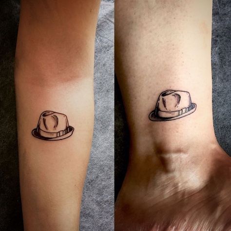 Fedora Hat Tattoo, Fedora Tattoo, Abuelo Tattoo, Sombrero Tattoo, Hat Tattoo Ideas, Letter D Tattoo, Cuban Hat, Grandpa Tattoo, Cool Skull Drawings