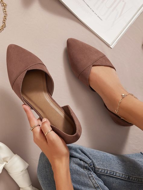 Fake Suede Slip On Dorsay Flats Feminine Shoes, Work Shoes Women, Coran Islam, Professional Shoes, Office Shoes, Women Flats, Business Shoes, Casual Flat Shoes, Girly Shoes