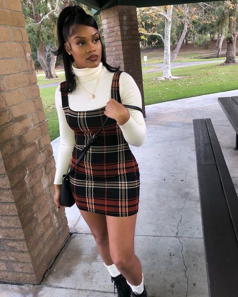 March Birthday Outfit Women, Forever 21 Outfits Winter, Christmas Fits Baddie, Brown And Nude Outfit, Pretty Skirt Outfits, Thanksgiving Outfit Black Women, Alt Baddie, Veronica Lodge Outfits, Snow Weather