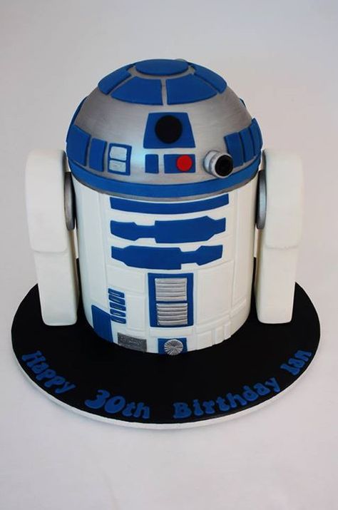 R2D2 cake                                                                                                                                                                                 More R2d2 Cake, Extreme Cakes, Star Wars Birthday Cake, Star Wars Cakes, Cake For Kids, Up Cake, Star Wars Cake, Sculpted Cakes, Cakes To Make