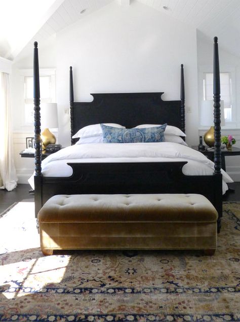 Modern Farmhouse Bedroom Decor, Modern Cape, Bed Makeover, Farmhouse Bedroom Decor Ideas, Modern Farmhouse Bedroom, Four Poster Bed, Four Poster, Poster Bed, 아파트 인테리어