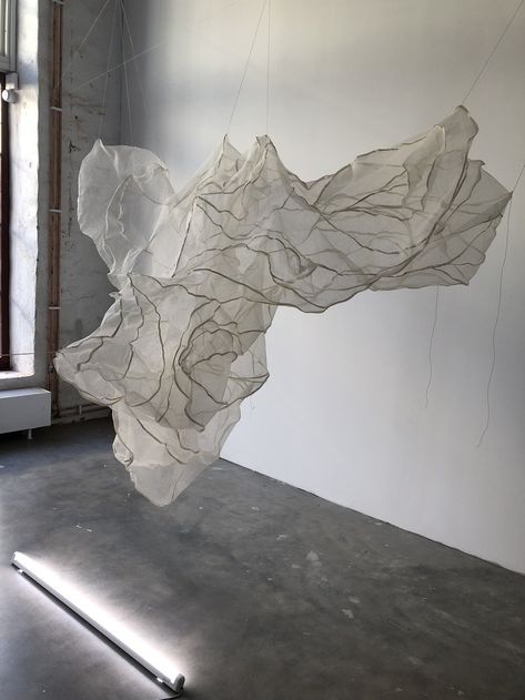 Textile sculpture 2019 — Diana Orving Wedding Sculpture, Seni Mural, Fabric Installation, Textile Sculpture, 3d Studio, A Level Art, Wire Sculpture, Caravaggio, Sculpture Installation