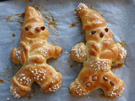 Advent Bread Man (Gritibaenz) – Little Zurich Kitchen Swiss Christmas Traditions, Zopf Bread Recipe, Switzerland Recipes, Santa Bread, Swiss Christmas, Swiss Recipes, Bread Man, Christmas Bread, Christmas Tradition