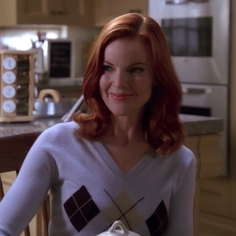 Marcia Cross, Bree Van De Kamp, Doe Eyes, Desperate Housewives, Beauty Queen, Warm Autumn, Beauty Queens, Elegant Woman, Diva