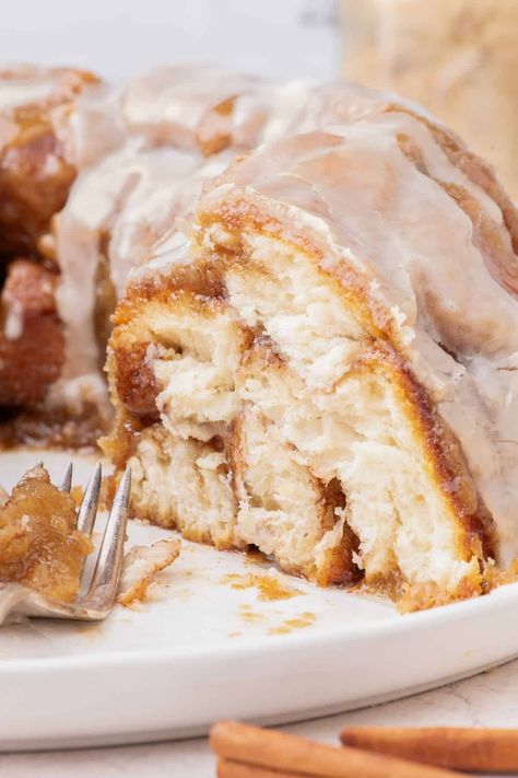 Easy Monkey Bread Best Monkey Bread, Recipe Using Canned Biscuits, Easy Monkey Bread Recipe, Using Canned Biscuits, Biscuit Monkey Bread, Monkey Bread Recipe Easy, Cinnamon Monkey Bread, Biscuit Bites, Easy Monkey Bread