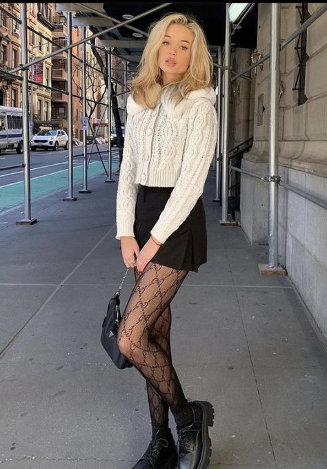 Day In Nyc, Tights Outfits, Stockings Outfit, Sixth Form, Digital Closet, Tights Outfit, Flexibility Workout, Fall Fits, Outfit Look