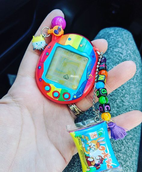 Tamagotchi Outfit, Tomagatchi Art, Tamagotchi Aesthetic, Kawaii Tamagotchi, Japan Kawaii, Pink Panda, Retro Gadgets, Virtual Pet, Rainbow Aesthetic