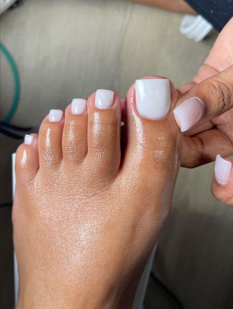 Milk White Toes, White Pedicures, White Toe Nail, Toe Nail Ideas, French Toe Nails, Short Classy Nails, White Pedicure, Nail Options, Gel Pedicure