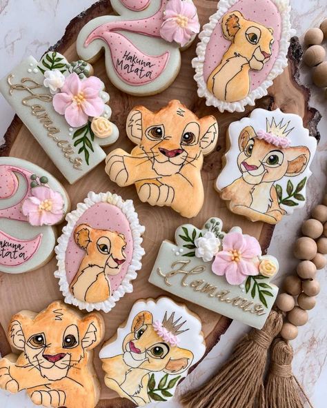 Simba And Nala Birthday Party, Nala Themed Birthday Party, Girly Lion King Birthday Party, Nala Lion King Birthday Party Ideas, Lion King Baby Shower Ideas For A Girl, Lion King Girl Birthday Party, Nala Baby Shower Ideas, Nala Birthday Party Ideas, Lion King Cookies Decorated